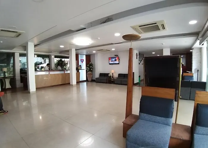 New Delhi Ymca Tourist Hostel